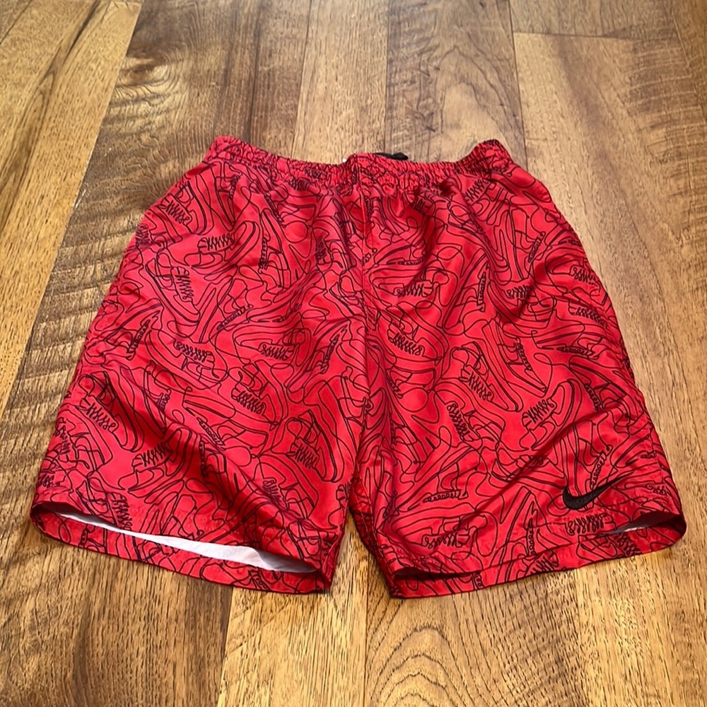 Nike Boy’s Red Swim Trunks Size L